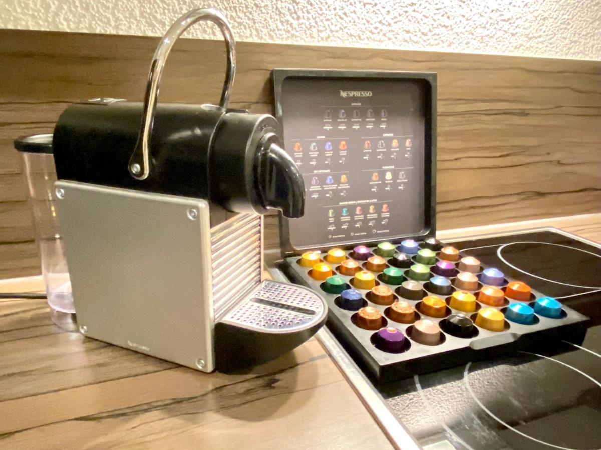 2 Zimmer Apartment, 70 Qm, Max 4 Pers, Private Terasse, 2 Parkplaetze, Internet 250 Mbit Gärtringen Eksteriør bilde